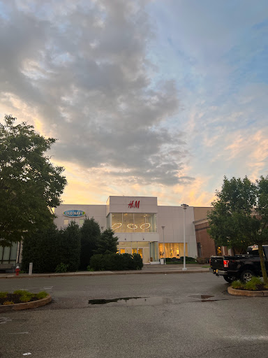 Shopping Mall «Cherry Hill Mall», reviews and photos, 2000 NJ-38, Cherry Hill, NJ 08002, USA