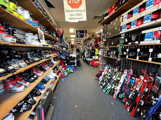 Sporting Goods Store «Play It Again Sports», reviews and photos, 15 S Main St, West Hartford, CT 06107, USA