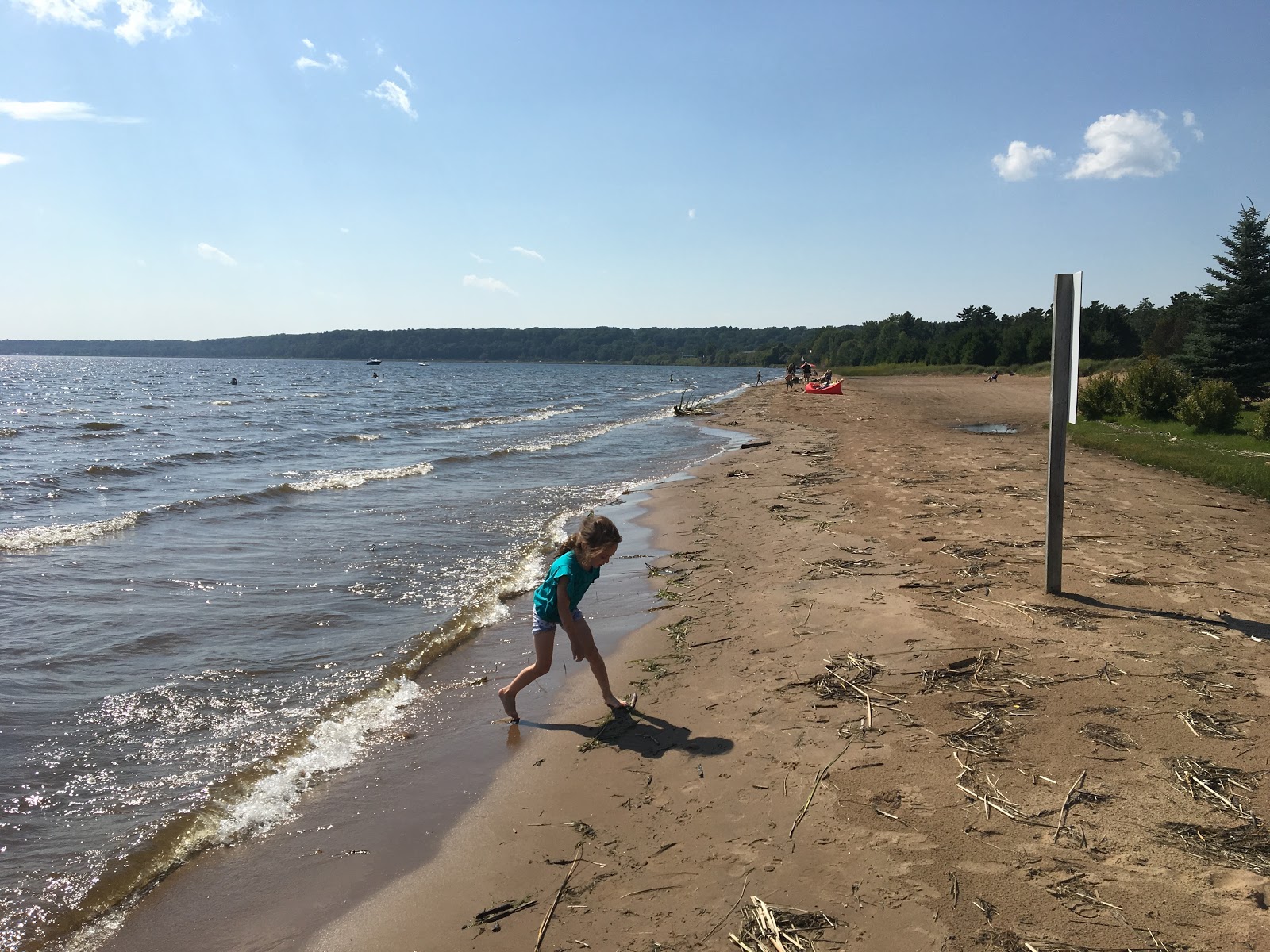 Foto von Gladstone Beach mit beiger sand Oberfläche