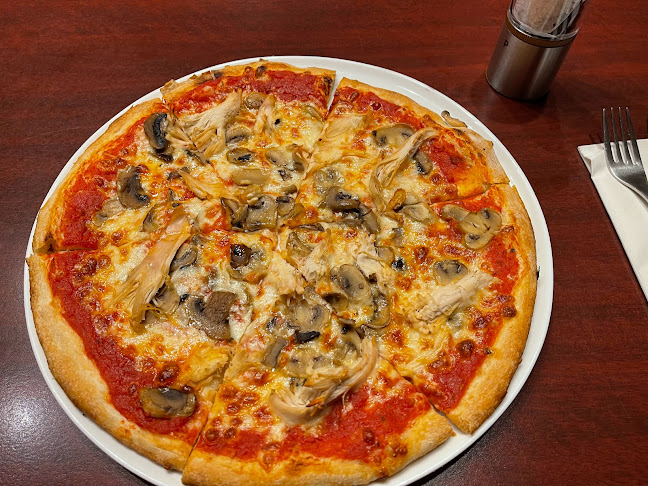 Sambuca Italian Restaurant - Pizza