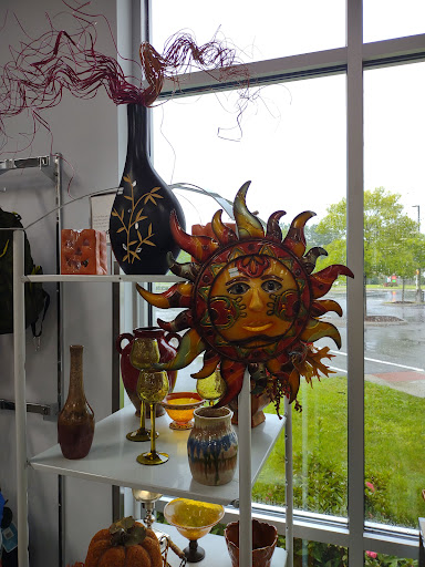 Thrift Store «Goodwill Warwick Retail Store», reviews and photos, 11061 Warwick Blvd, Newport News, VA 23601, USA