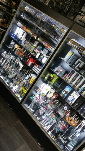 Tobacco Shop «Smokin Spades Premier Smoke and Vapor Shop», reviews and photos, 11180 W Flagler St #7, Miami, FL 33174, USA