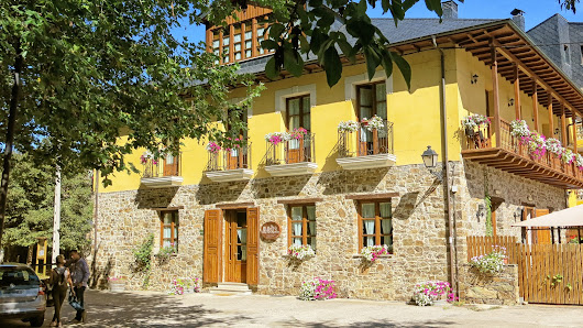 Hotel Rural Valle del Silencio 3, C. Conde, 24415 San Esteban de Valdueza, León, España