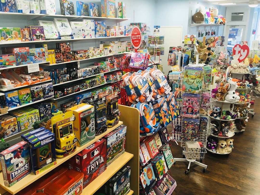 Busy Bee Toys - Chestnut Hill