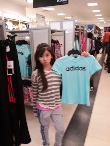 Clothing Store «The North Face Outlet», reviews and photos, 1201 Lighthouse Pl, Michigan City, IN 46360, USA