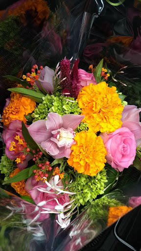 Florist «Clores Flowers», reviews and photos, 590 Valley Rd, Montclair, NJ 07043, USA