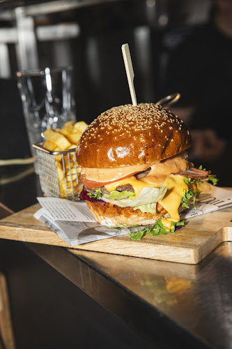 Karafka Winebar & Restaurant