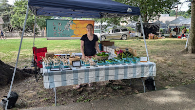 This would’ve been a 5 star if there was a restroom. 