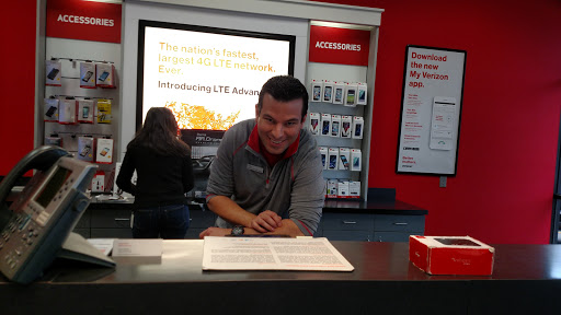 Cell Phone Store «Verizon», reviews and photos, 1170 US-190, Covington, LA 70433, USA