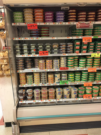 Shopping Mall «Northgate Shopping Center», reviews and photos, 300 Squire Rd, Revere, MA 02151, USA