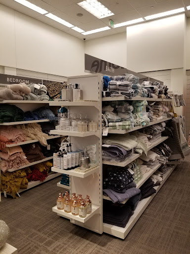 Department Store «Nordstrom Rack Newbury», reviews and photos, 497 Boylston St, Boston, MA 02116, USA