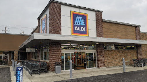 Supermarket «ALDI», reviews and photos, 1708 N Illinois St, Swansea, IL 62226, USA