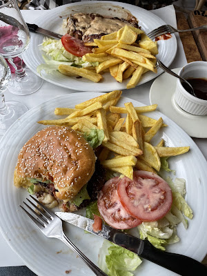 Le Marigny à Paris