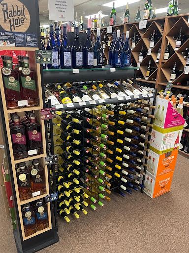Wine Store «Port To Port Wines & Spirits», reviews and photos, 395 Fort Salonga Rd, Northport, NY 11768, USA