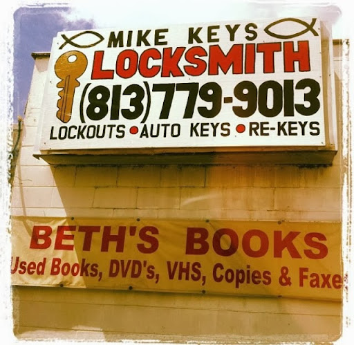 Locksmith «Mike Keys Locksmith Service», reviews and photos, 38345 5th Ave, Zephyrhills, FL 33541, USA