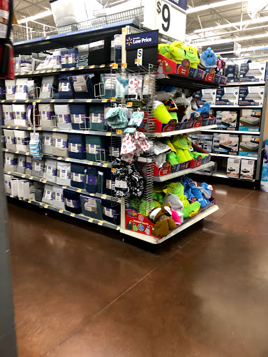 Department Store «Walmart Supercenter», reviews and photos, 1351 Veterans Pkwy, Clarksville, IN 47129, USA