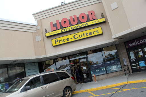 Five Towns Wines & Liquors Inc, 601 Burnside Ave, Inwood, NY 11096, USA, 