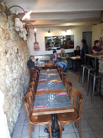 Atmosphère du Restaurant Charcuterie Muracciole à Vivario - n°6