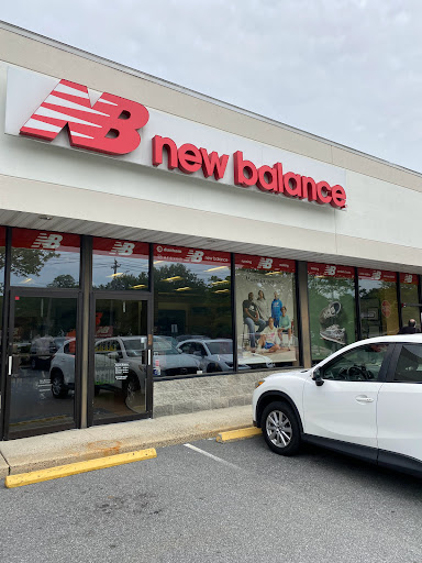 Shoe Store «New Balance Westchester», reviews and photos, 350 Tarrytown Rd, White Plains, NY 10607, USA