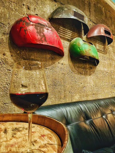 Checkered Past Winery - Wine Pub & Wine Tasting