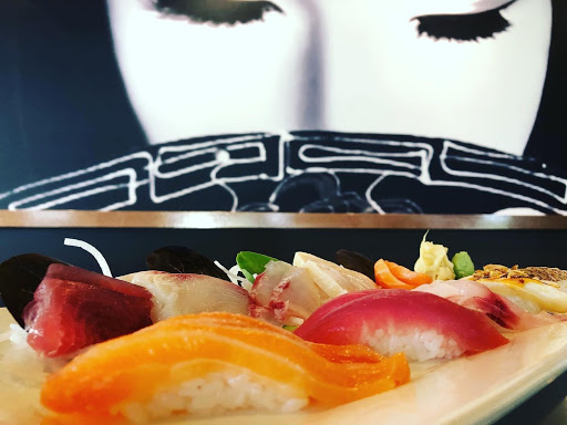 Mizu - Sushi & Hibachi Restaurant