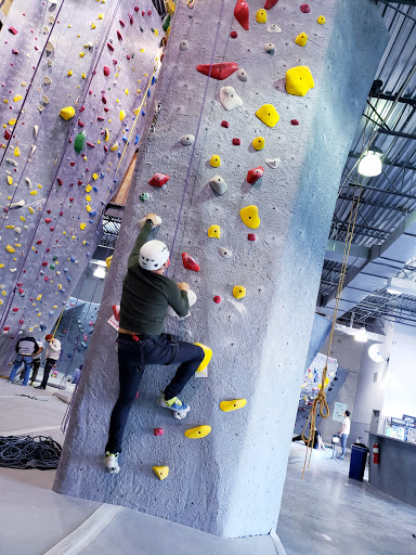 Rock Climbing Gym «Sportrock Climbing Centers», reviews and photos, 45935 Maries Rd, Sterling, VA 20166, USA