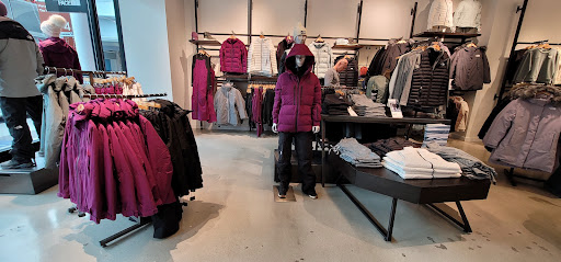 Clothing Store «The North Face», reviews and photos, 825 Dulaney Valley Rd Ste #2045, Towson, MD 21204, USA