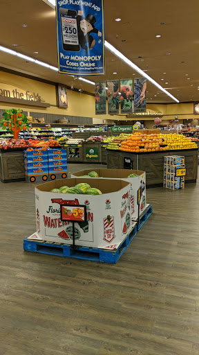 Grocery Store «Safeway», reviews and photos, 1688 Anderson Rd, McLean, VA 22102, USA