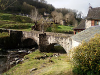 Pont des Pèlerins du Restaurant LOGIS Les Coudercous à Saint-Chély-d'Aubrac - n°2