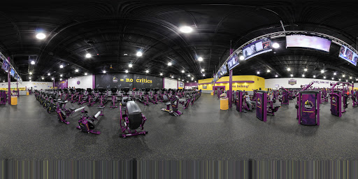 Gym «Planet Fitness», reviews and photos, 4640 W Market St #101, Greensboro, NC 27407, USA