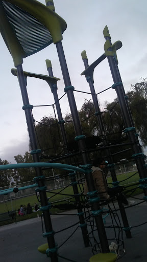 Park «Thrasher Park», reviews and photos, 1300 Davis St, San Leandro, CA 94577, USA