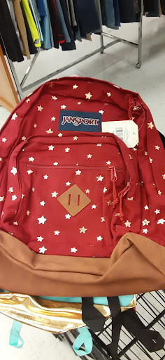 Shopping Mall «Fairfield Shopping Center», reviews and photos, 5322 Lord Dunmore Ct, Virginia Beach, VA 23464, USA