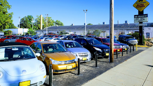 Used Car Dealer «Cincinnati Auto Credit», reviews and photos, 2813 Gilbert Ave, Cincinnati, OH 45206, USA
