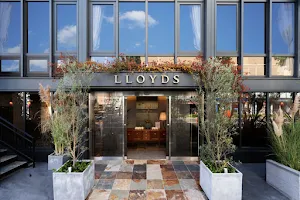 Lloyds image