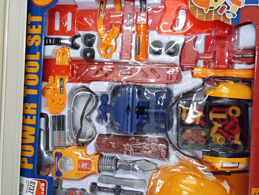 Hardware Store «Harbor Freight Tools», reviews and photos, 1460 Main St, Hamilton, OH 45013, USA