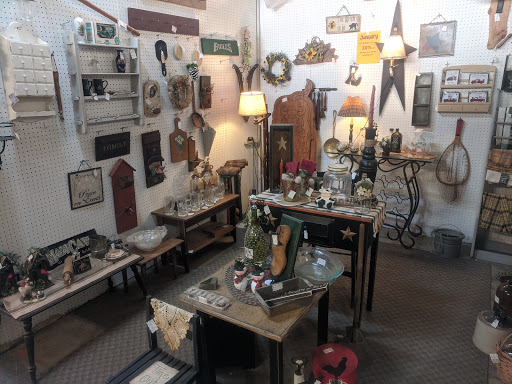 Flea Market «The Slatington Marketplace», reviews and photos, 8281 PA-873, Slatington, PA 18080, USA