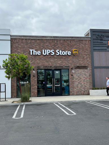 Long Beach Exchange Retail image