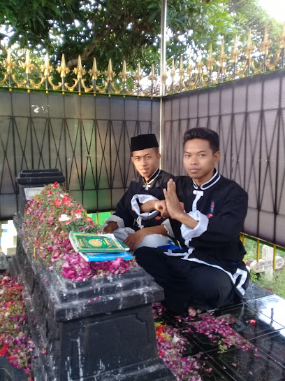 Makam Raden TOTONG KIMDARTO GUBES IKSPI KERA SAKTI