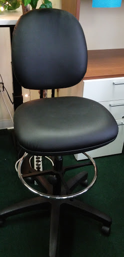 Office Furniture Store «Mad Man Mund Office Furniture», reviews and photos, 4669 L B McLeod Rd C, Orlando, FL 32811, USA