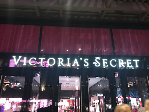 Victoria's Secret & PINK