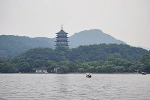 Hangzhou West Lake Scenery Spot image