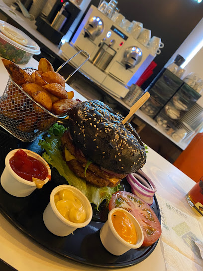 Joys Burger Düsseldorf - Mühlenstraße 7, 40213 Düsseldorf, Germany