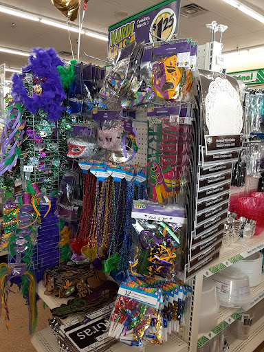 Dollar Store «Dollar Tree», reviews and photos, 230 W Virginia St #800, Crystal Lake, IL 60014, USA