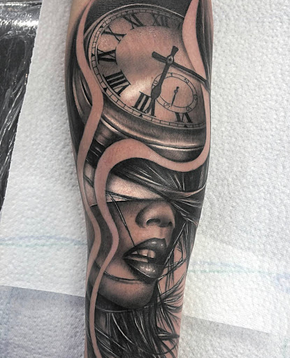 Tattoo Shop «Incredible Ink Tattoo», reviews and photos, 37 New Orleans Rd, Hilton Head Island, SC 29928, USA