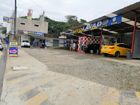 AUTO-LAVADO (La Luciérnaga)