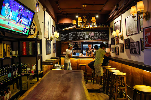 The 58 Bar - Local Craft Beer Only 英式餐酒館 酒吧 餐廳 生啤 精釀 西門美食 西門町美食 Bar Draft Beer