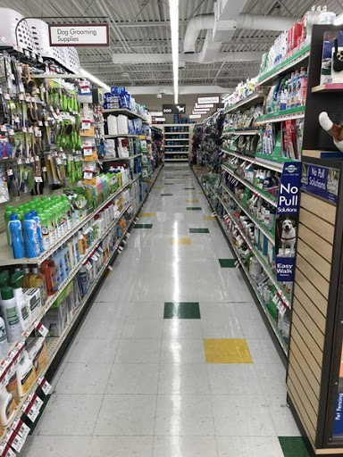 Pet Supply Store «Pet Supplies Plus», reviews and photos, 5348 Dixie Hwy, Waterford Twp, MI 48329, USA