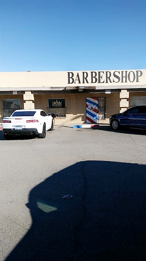 Barber Shop «Royal Fadez Barbershop», reviews and photos, 920 N Arizona Ave #8, Chandler, AZ 85225, USA