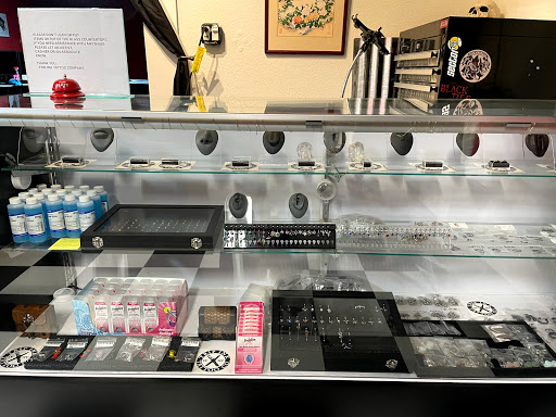 Tattoo Shop «Trip Ink Tattoo Company», reviews and photos, 5115 Dean Martin Dr, Las Vegas, NV 89118, USA