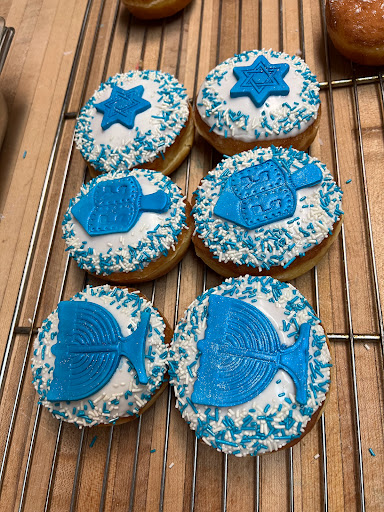 Donut Shop «Dulcet Gourmet Donut», reviews and photos, 23717 Vanowen St, Canoga Park, CA 91307, USA